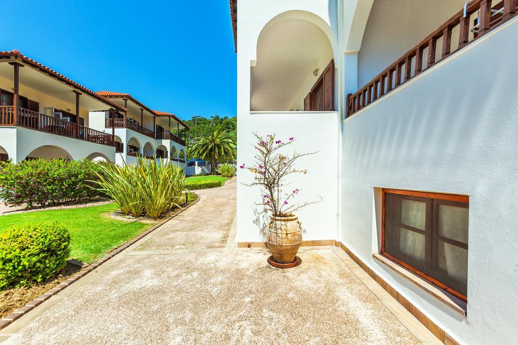 Xenios Possidi Paradise Hotel Ngoại thất bức ảnh