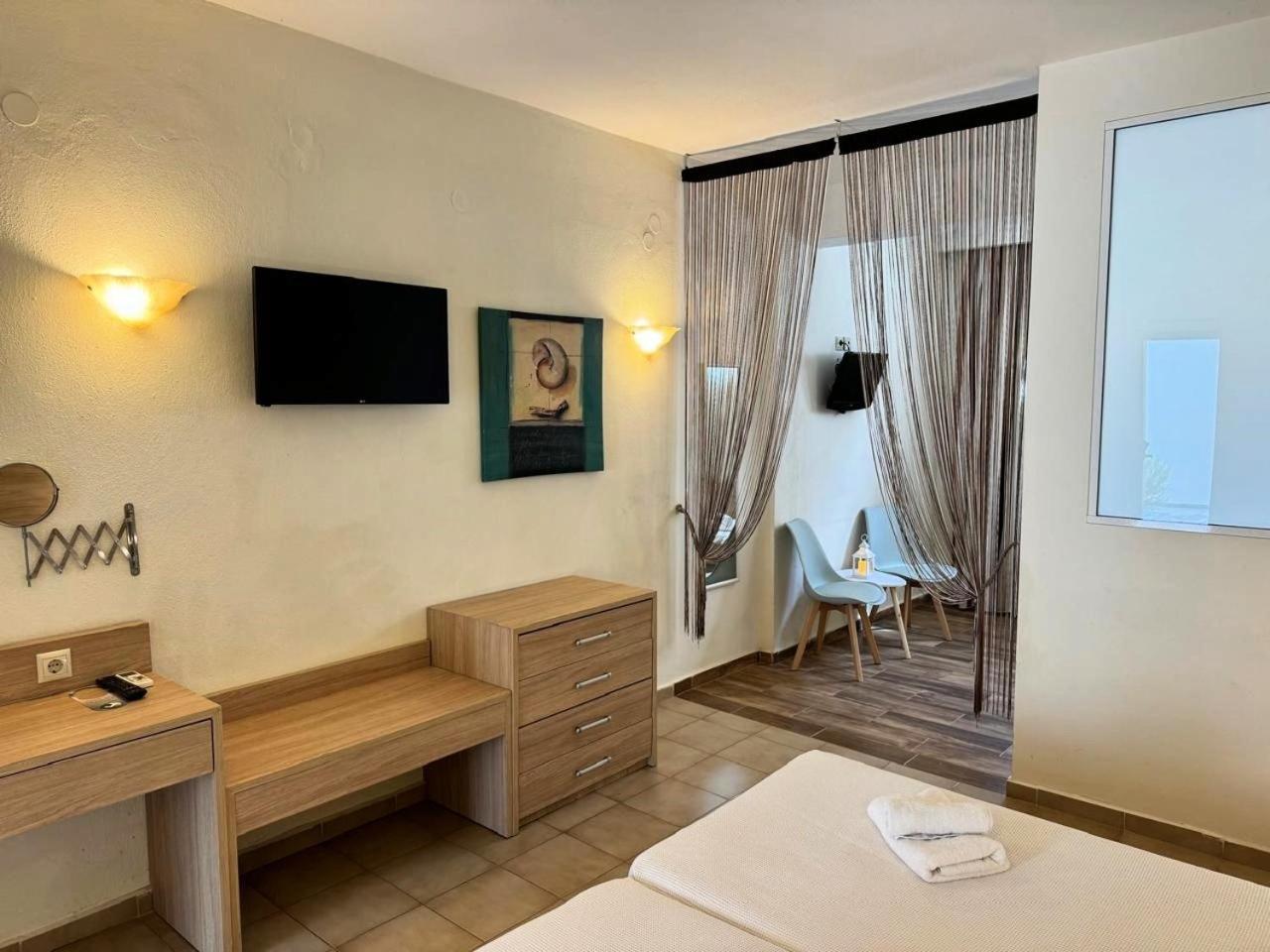 Xenios Possidi Paradise Hotel Ngoại thất bức ảnh